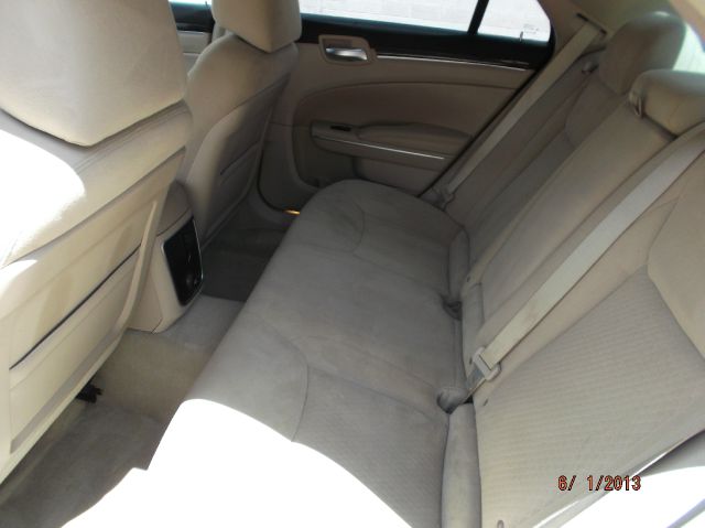 2011 Chrysler 300 Base