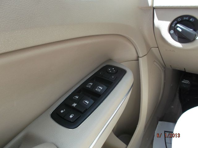 2011 Chrysler 300 Base