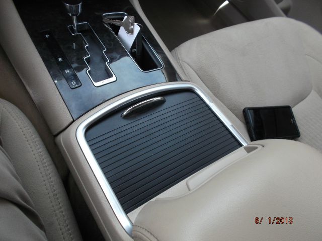 2011 Chrysler 300 Base