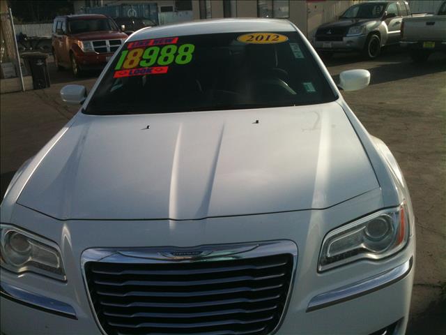 2012 Chrysler 300 Base