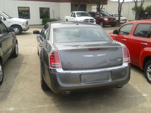 2012 Chrysler 300 Base