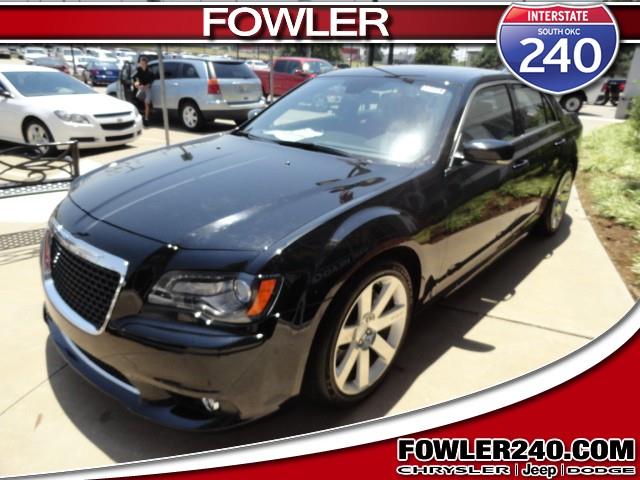 2012 Chrysler 300 4x4 XLT