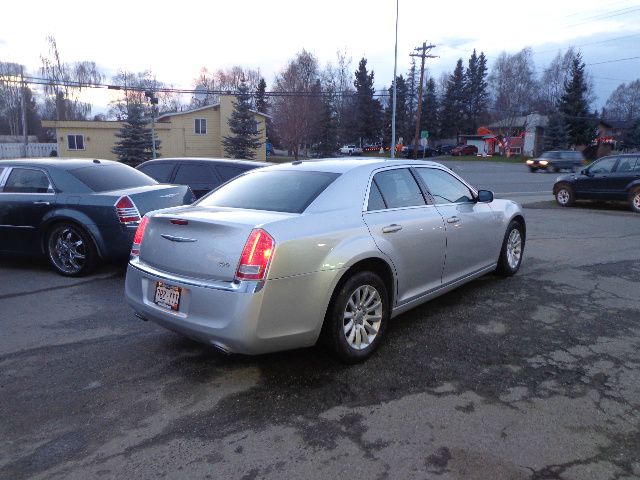 2012 Chrysler 300 Unknown