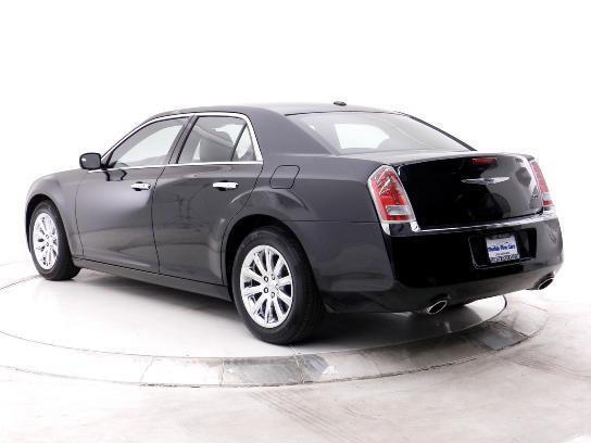 2012 Chrysler 300 SLT 25