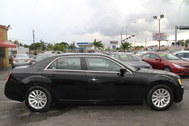 2013 Chrysler 300 At/ac/v6