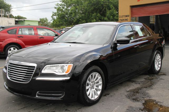 2013 Chrysler 300 At/ac/v6