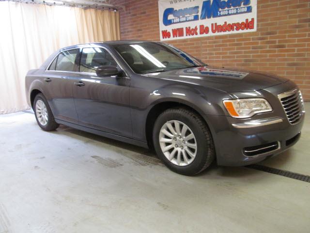 2013 Chrysler 300 Unknown