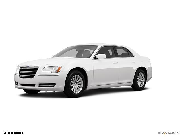 2013 Chrysler 300 Unknown