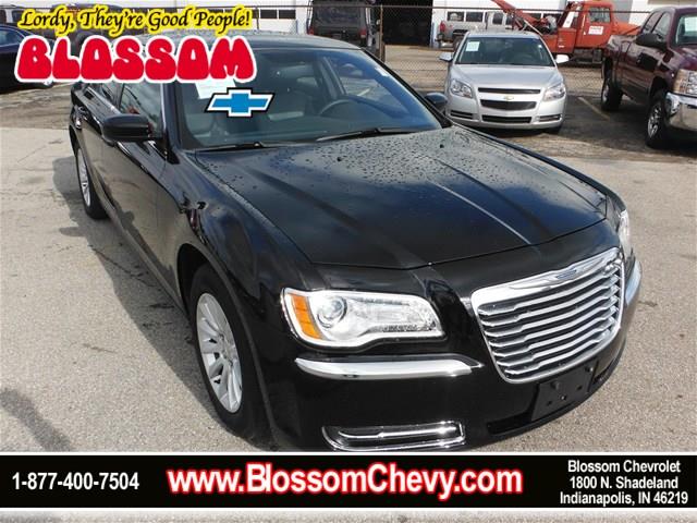 2013 Chrysler 300 Technology