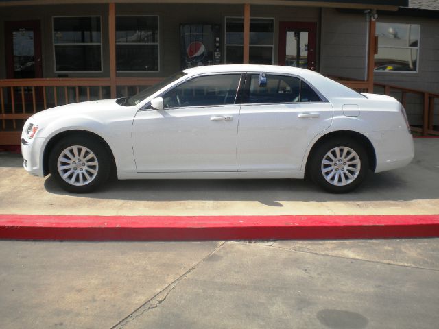 2013 Chrysler 300 GL Manual W/siab