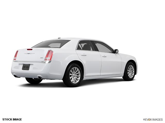 2013 Chrysler 300 Base