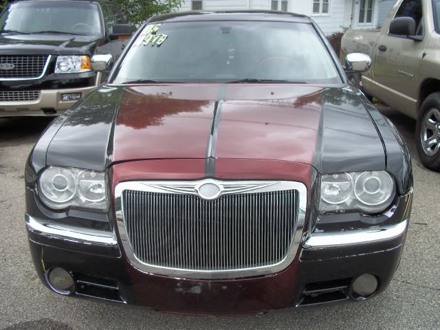 2005 Chrysler 300C LE With Leather And Sunroof