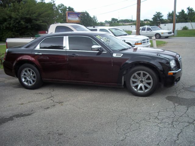 2005 Chrysler 300C LE With Leather And Sunroof