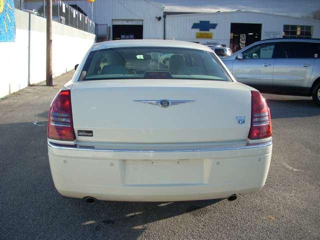 2005 Chrysler 300C GT LOW Miles