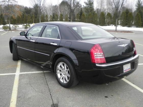 2005 Chrysler 300C Regular Cab