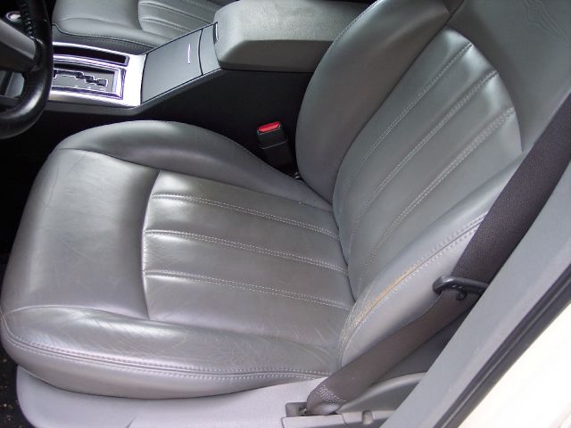 2005 Chrysler 300C Regular Cab