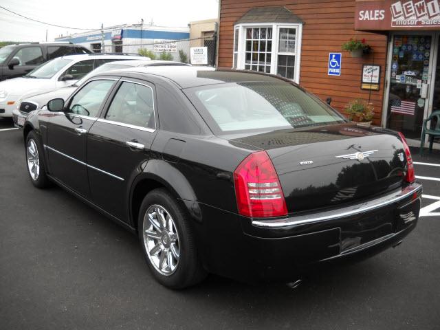 2005 Chrysler 300C GT LOW Miles