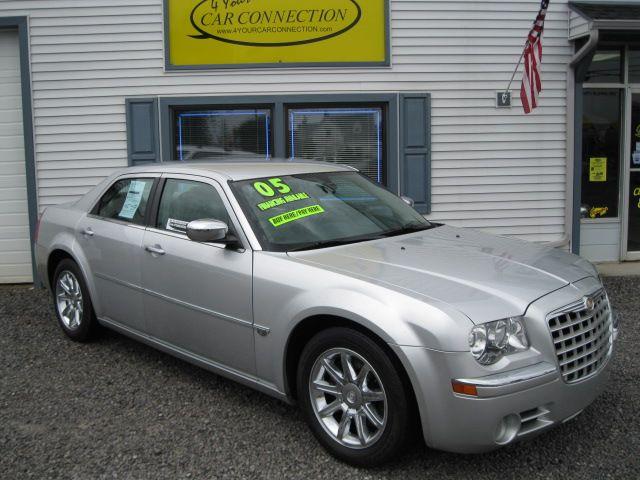 2005 Chrysler 300C Regular Cab