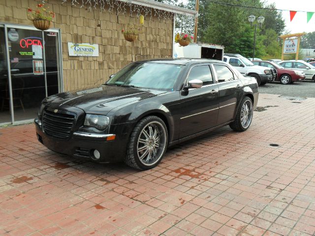 2005 Chrysler 300C Regular Cab