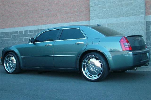 2005 Chrysler 300C GT LOW Miles