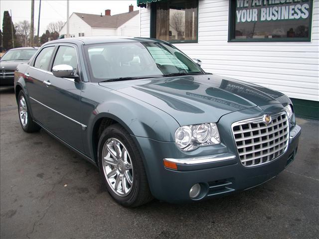 2005 Chrysler 300C SLT Luxury 4x4