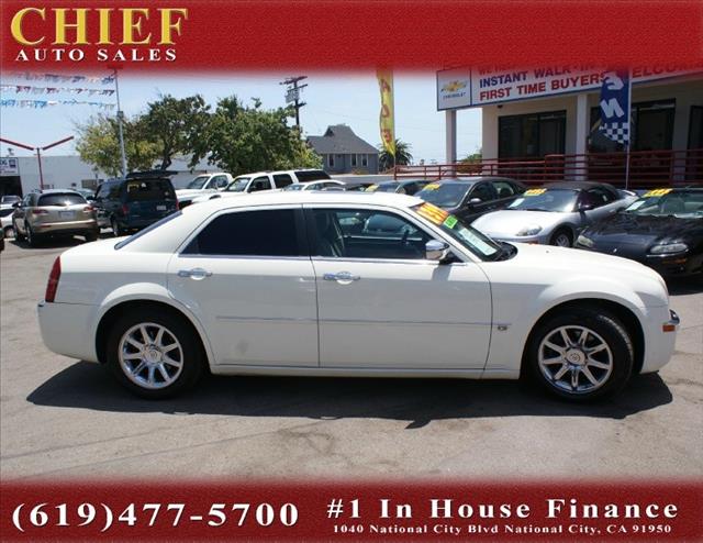 2005 Chrysler 300C SLT Luxury 4x4