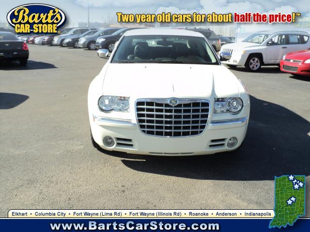 2005 Chrysler 300C Regular Cab