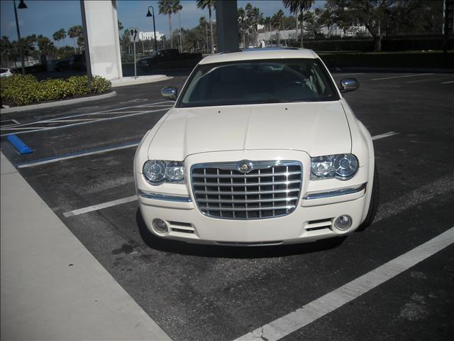 2005 Chrysler 300C C240 4dr Sdn 2.6L Sedan