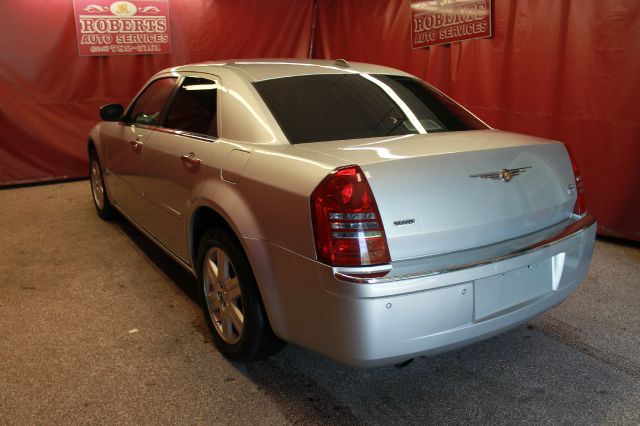 2005 Chrysler 300C GT Ram Air