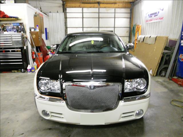 2005 Chrysler 300C 14 Box MPR