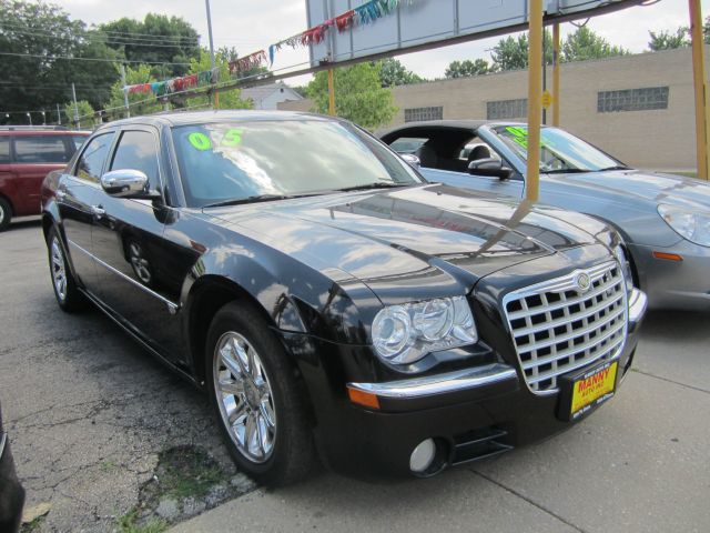 2005 Chrysler 300C Regular Cab