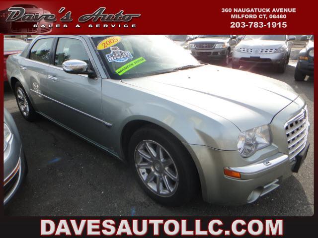 2005 Chrysler 300C Regular Cab