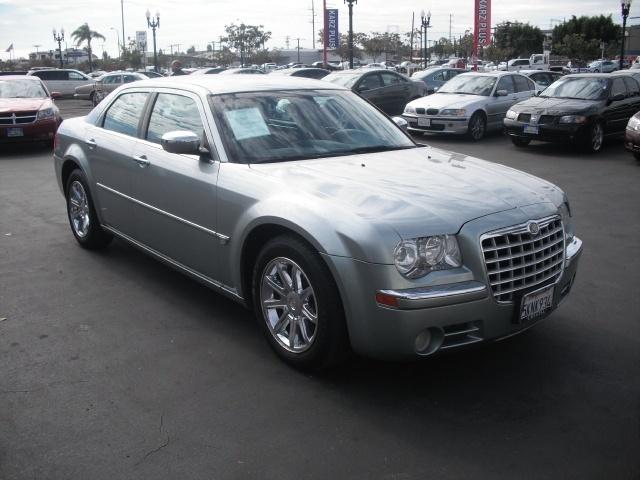 2005 Chrysler 300C Regular Cab