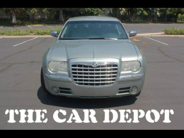 2005 Chrysler 300C Regular Cab