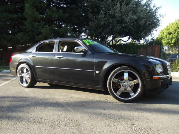 2005 Chrysler 300C Regular Cab