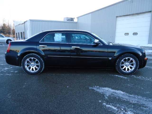 2005 Chrysler 300C Regular Cab