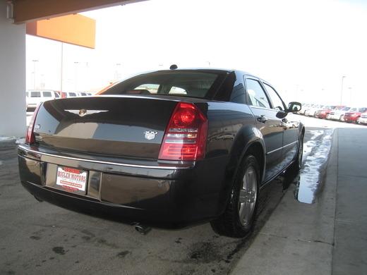 2005 Chrysler 300C EX - DUAL Power Doors