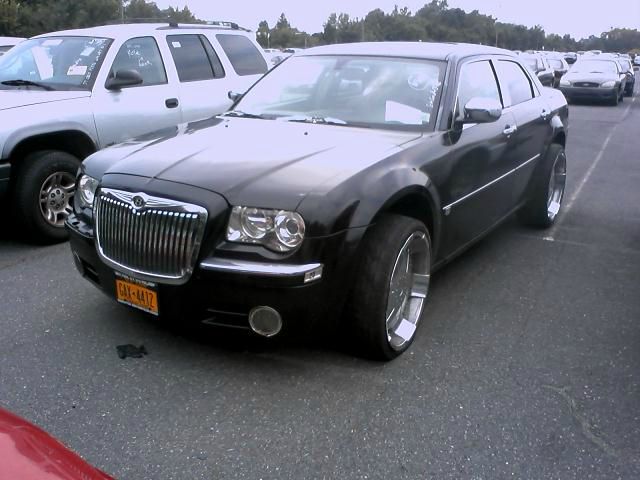 2006 Chrysler 300C Regular Cab