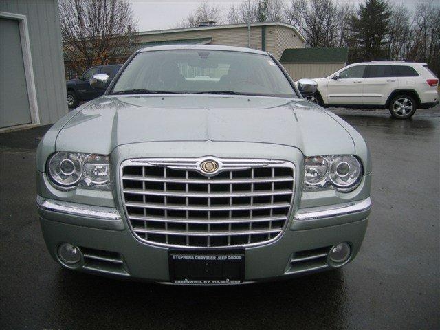 2006 Chrysler 300C Regular Cab