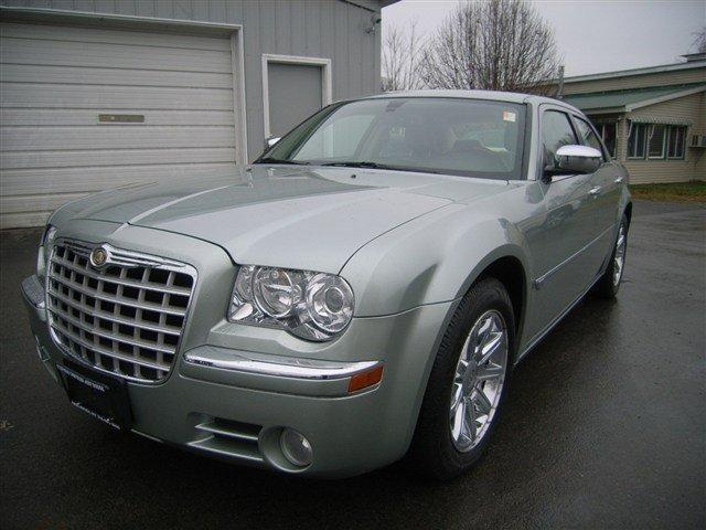 2006 Chrysler 300C Regular Cab