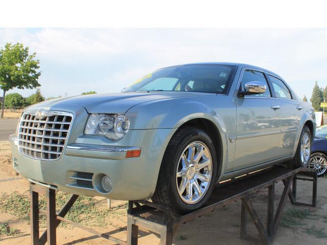 2006 Chrysler 300C Regular Cab