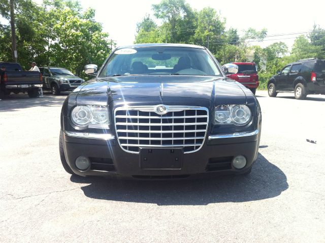 2006 Chrysler 300C Regular Cab