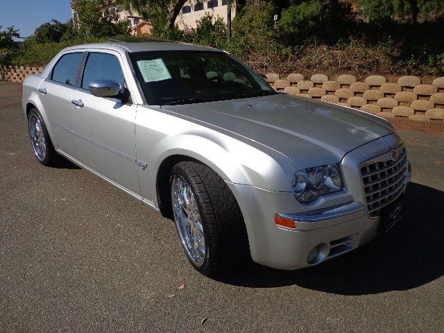 2006 Chrysler 300C Regular Cab