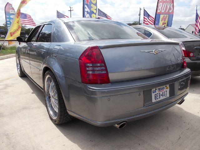 2006 Chrysler 300C GT LOW Miles