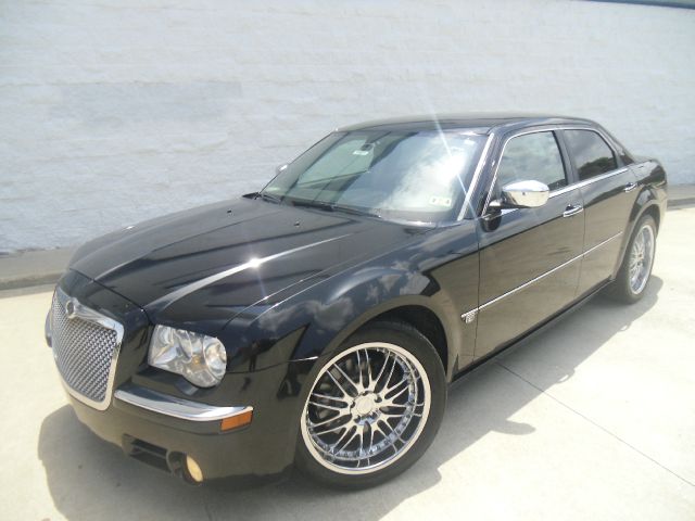 2006 Chrysler 300C Regular Cab