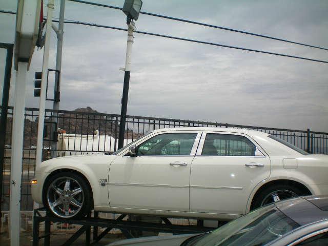 2006 Chrysler 300C Regular Cab