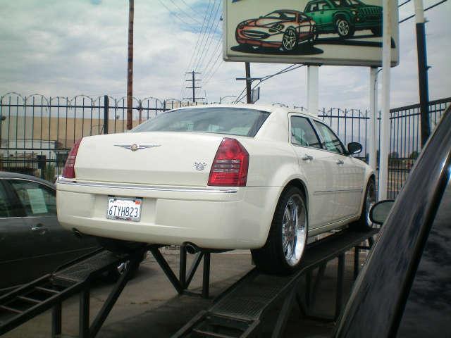 2006 Chrysler 300C Regular Cab