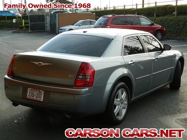 2006 Chrysler 300C Base