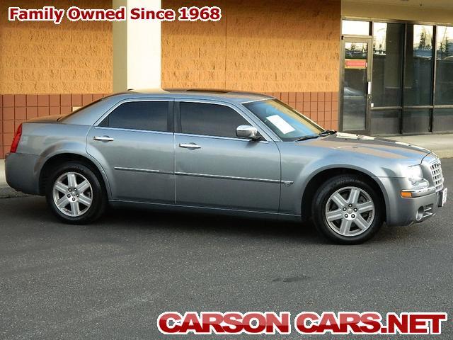 2006 Chrysler 300C Base