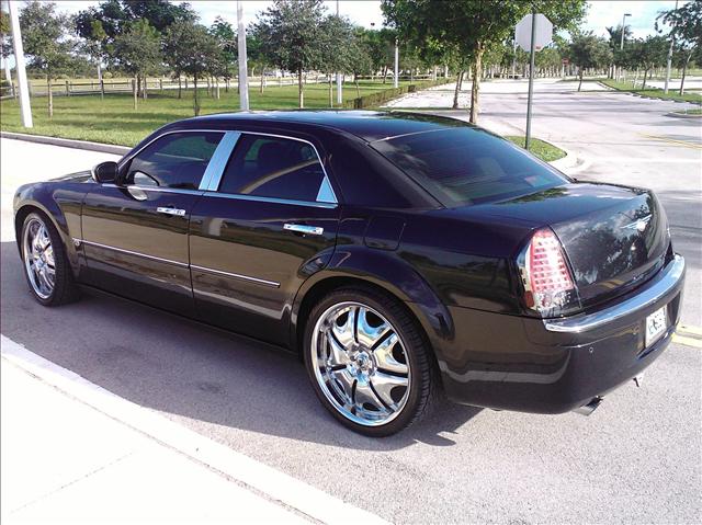 2006 Chrysler 300C Premium